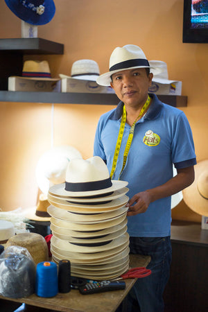 La Guía Definitiva para Reconocer un Sombrero Panama Hat de Calidad en Montecristi